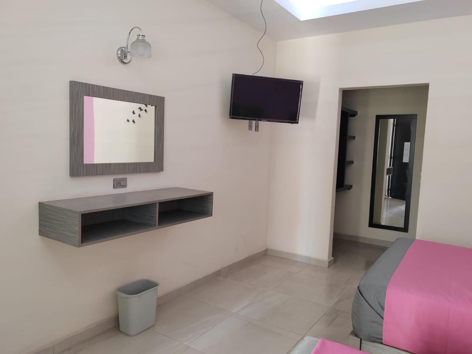 Villa Granada Santa Cruz Tecamac Extérieur photo